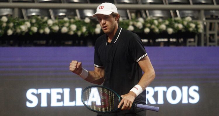 Nicolás Jarry volvió a los triunfos tras 13 derrotas al hilo.