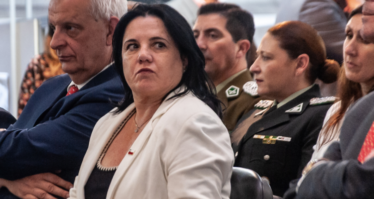 "No tengo temor a las críticas": Steinert dice que ya solicitó una nueva fecha para sesión en Senado