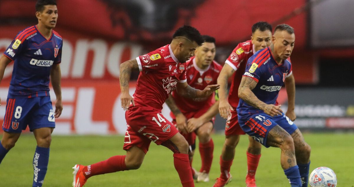 Ñublense y la U se enfrentaron en Chillán