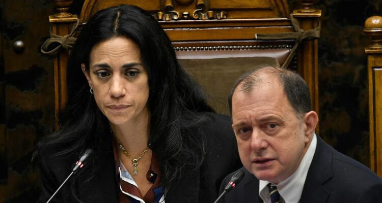 El nuevo dardo de Poduje a senadora Núñez por Ley de Humedales: “Algunos tienen la piel muy sensible”