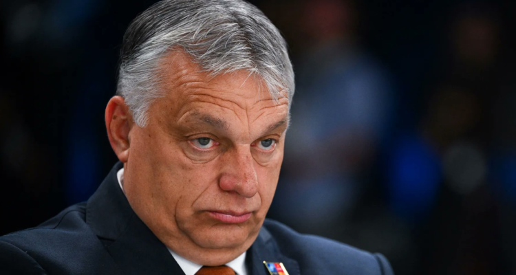Aseguran que empresarios cercanos a Orbán están sacando sus fortunas de Hungría por cambio de gobierno
