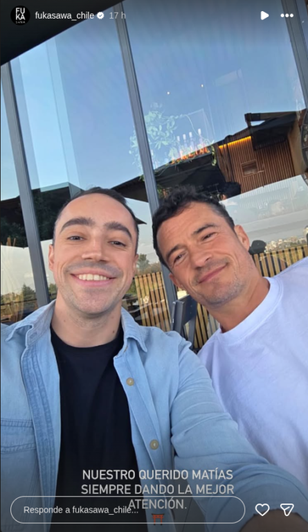 Orlando Bloom junto a anfitrión de FUKASAWA