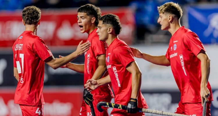 Los Diablos ganaron en su primer duelo del Panamericano Junior de Hockey Santiago 2026.
