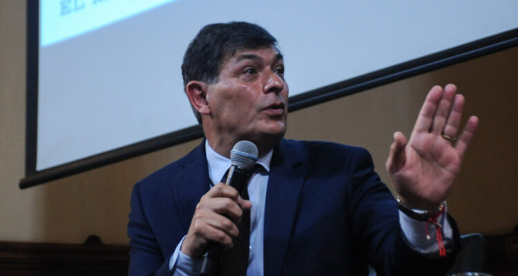 Parisi da por superada polémica del PDG con el Gobierno por impuesto a pymes