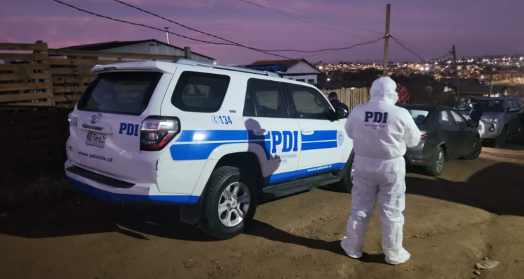 Doble parricidio en San Antonio: detienen a hombre acusado de matar a sus padres con un cuchillo