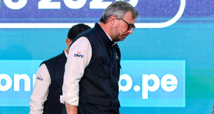 El renunciado jefe de la Oficina Nacional de Procesos Electorales (ONPE), Piero Corvetto