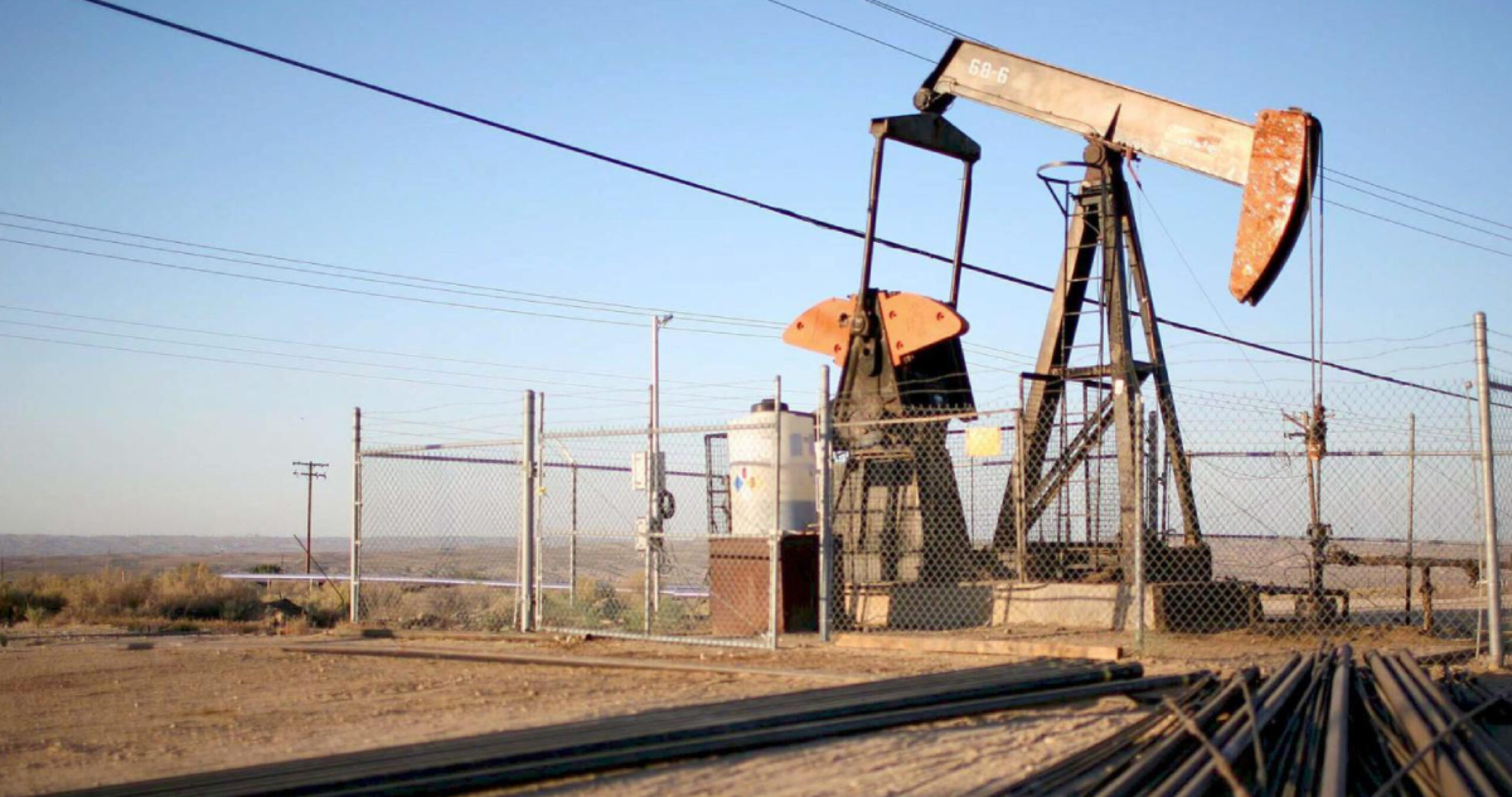 El petróleo WTI cae en primera reacción luego que Trump extendiera el ultimátum sobre Irán