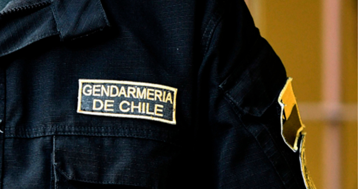 https://www.biobiochile.cl/noticias/nacional/region-de-la-araucania/2026/04/17/detienen-a-gendarme-por-lavado-de-activos-trafico-de-drogas-e-ingreso-de-celulares-a-carcel.shtml