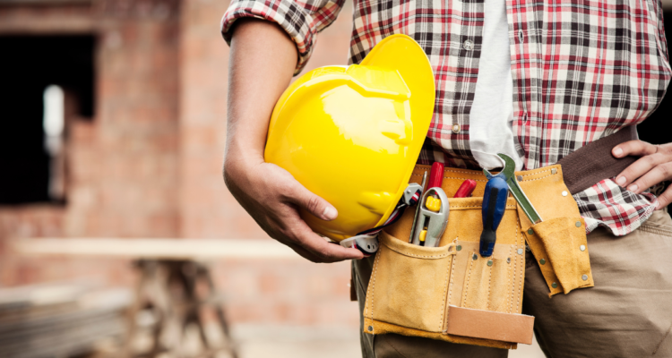 Conoce los beneficios del nuevo programa de Easy para especialistas de la construcción