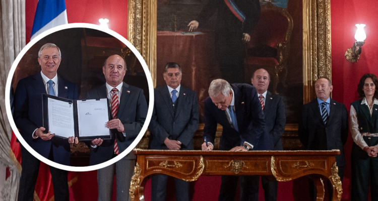 Presidente Kast firma proyecto de Reconstrucción Nacional