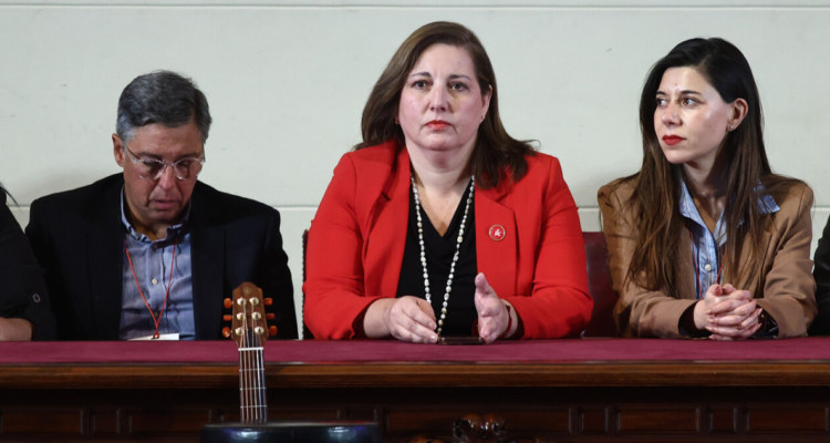 PS conmemora su 93° aniversario y acusa a Kast de desmantelar el Estado