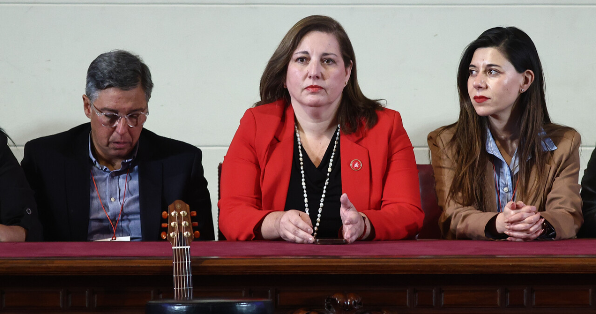 AGENCIA UNO.