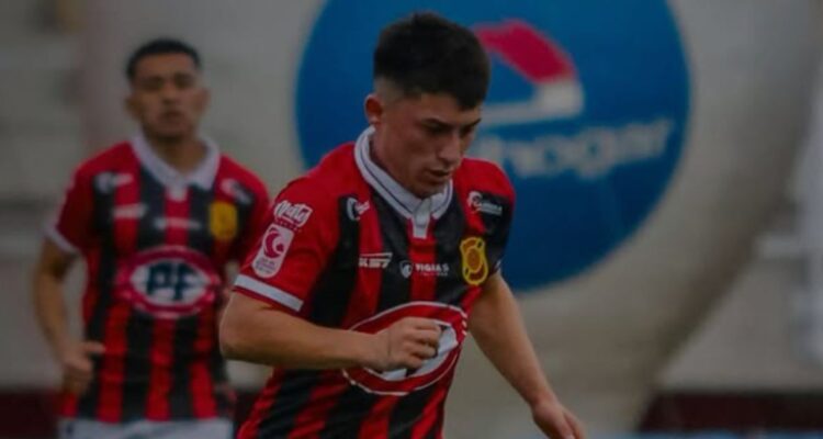 Futbolista de Rangers de solo 20 años anuncia en redes su retiro: “Estoy combatiendo una depresión”