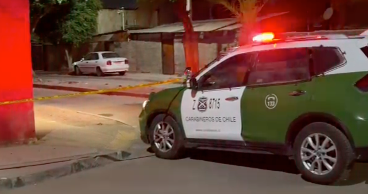 Dos delincuentes terminan baleados tras enfrentamiento en Recoleta: minutos antes realizaron encerrona