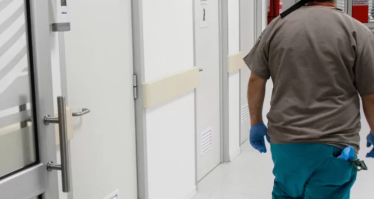 Personal de salud en hospital