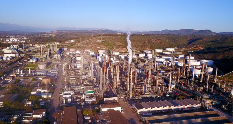 Enap se querella tras conocer cifras del "Plan de Descontaminación" de Concón, Quintero y Puchuncaví