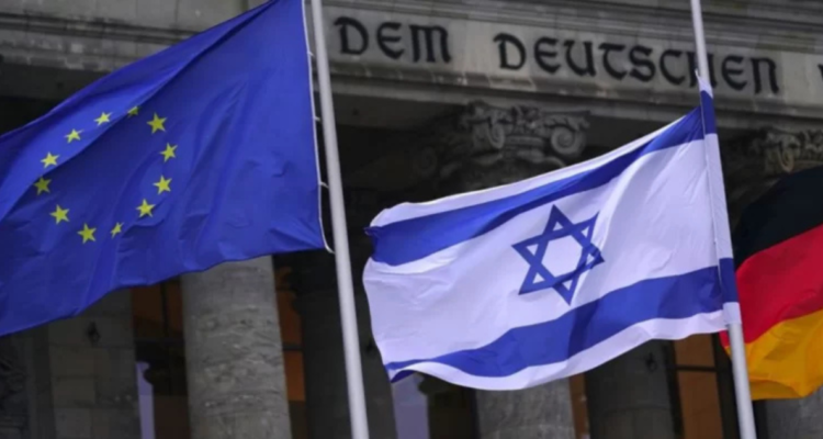 Banderas de la Unión Europea e Israel