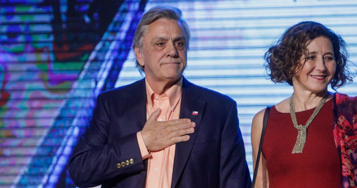 Retorno de Pablo Longueira tensiona próxima elección interna de la UDI