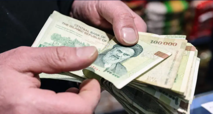 La moneda de Irán marca mínimo histórico y despega la inflación