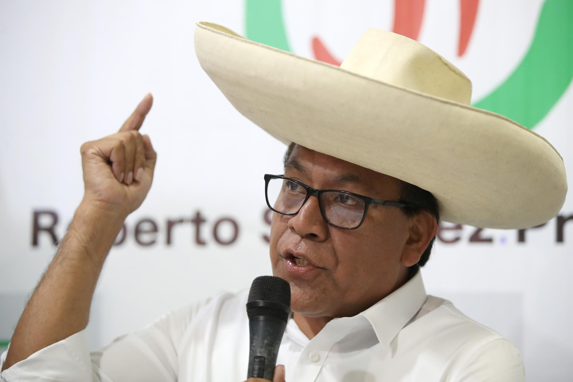 El candidato a la Presidencia de Perú por el partido Juntos por el Perú, Roberto Sánchez