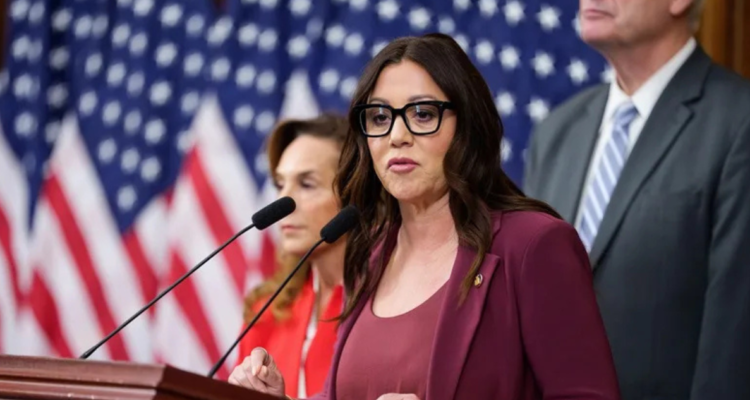 Dimite la secretaria de Trabajo de EEUU en medio de investigaciones por supuesta conducta inapropiada