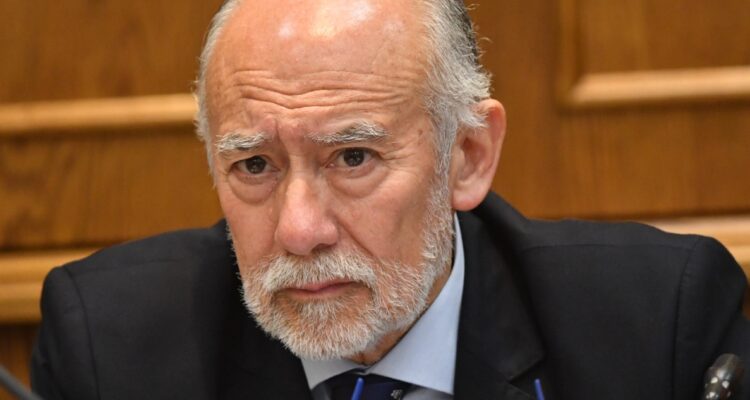 Senador Flores sesión secreta