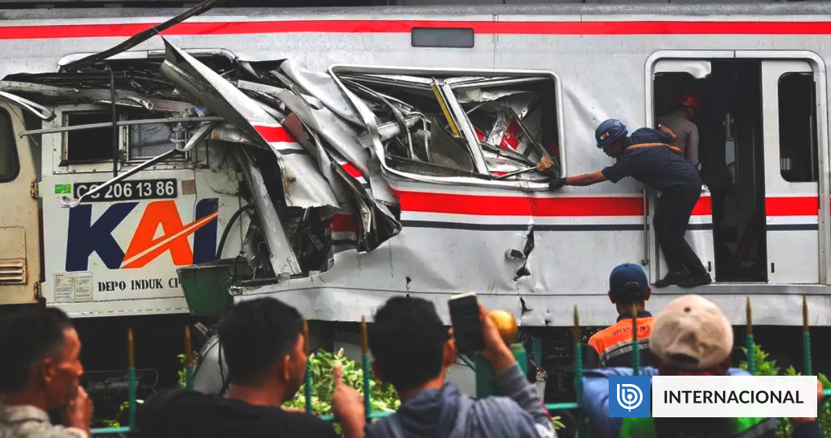 Suben a siete los muertos por colisión de dos trenes de pasajeros en Indonesia