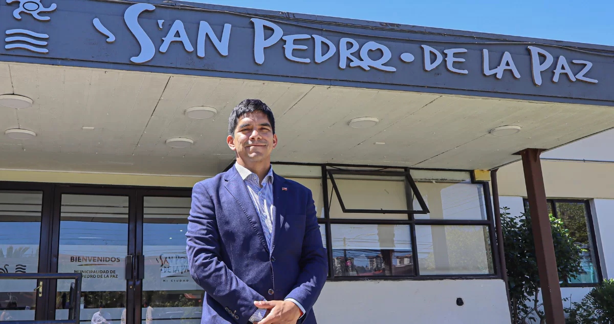 Sumario de Contraloría contra alcalde Spoerer por duplicado de licencia de conducir
