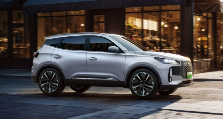 Nuevos SUVs híbridos de CHERY destacan en el mercado chileno por su autonomía y eficiencia en ruta