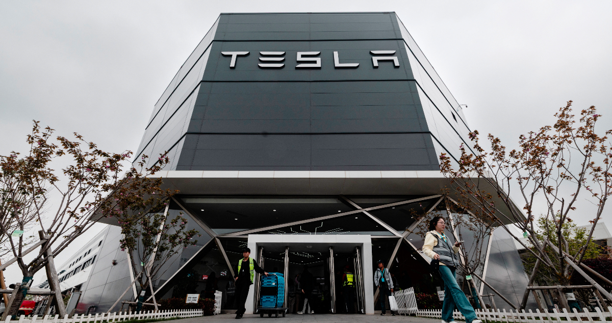 Buena noticia para Elon Musk: Tesla sorprende al mercado con sus utilidades ante alza de demanda