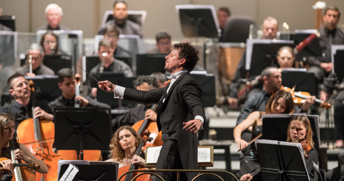 ¿Eres compositor? Teatro Municipal de Santiago lanza programa para desarrollar nuevos talentos