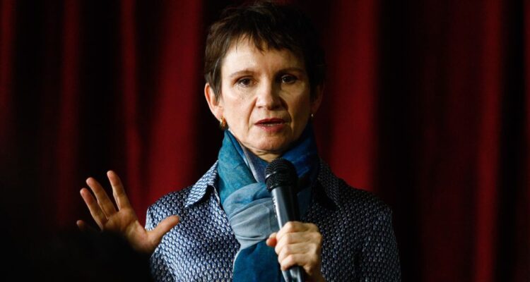 Tohá tilda de "antipatriota" al gobierno de Kast tras retirar apoyo a candidatura de Bachelet a la ONU