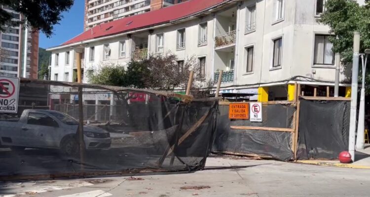 Trabajos en Plaza Perú de Concepción por nueva extensión: municipio evalúa acciones contra empresa por retrasos