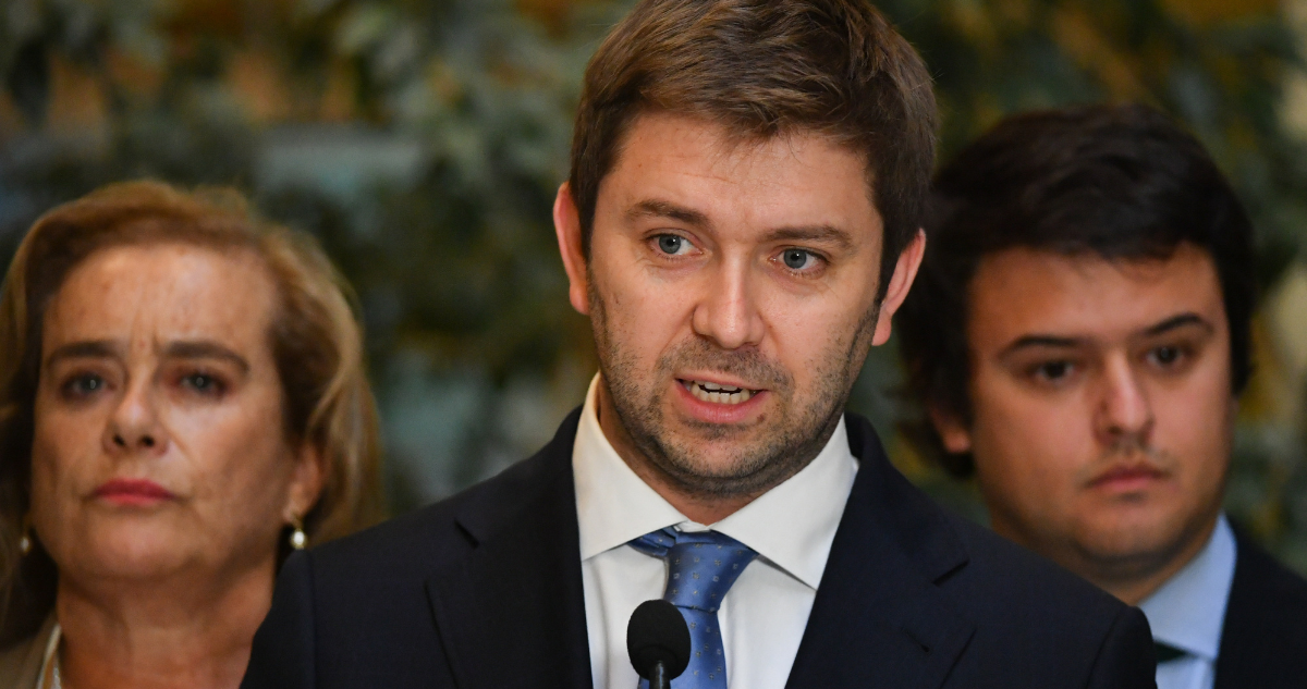 UDI tacha de “error político innecesario” la reunión del Gobierno con PC y FA: “Son irrelevantes”