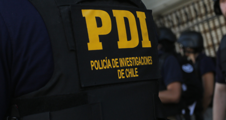 Condenan a dos funcionarios de la PDI por millonarios delitos económicos, pero ninguno irá a la cárcel