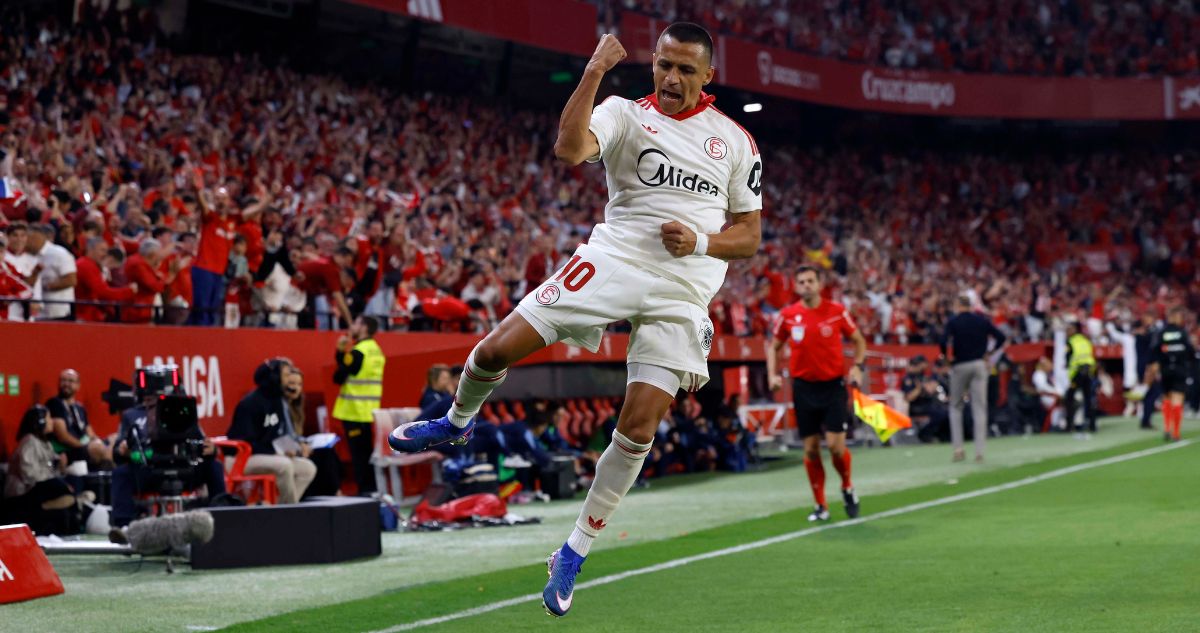 Alexis fue héroe desde la banca: Sevilla regresó al triunfo y dejó puestos de descenso en LaLiga