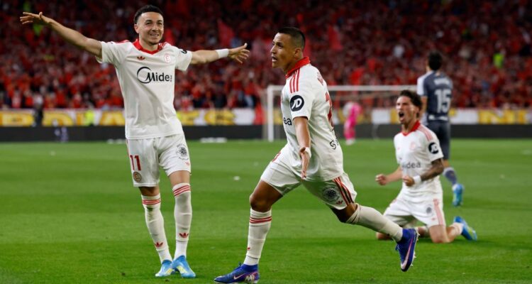 Alexis Sánchez en Sevilla gol
