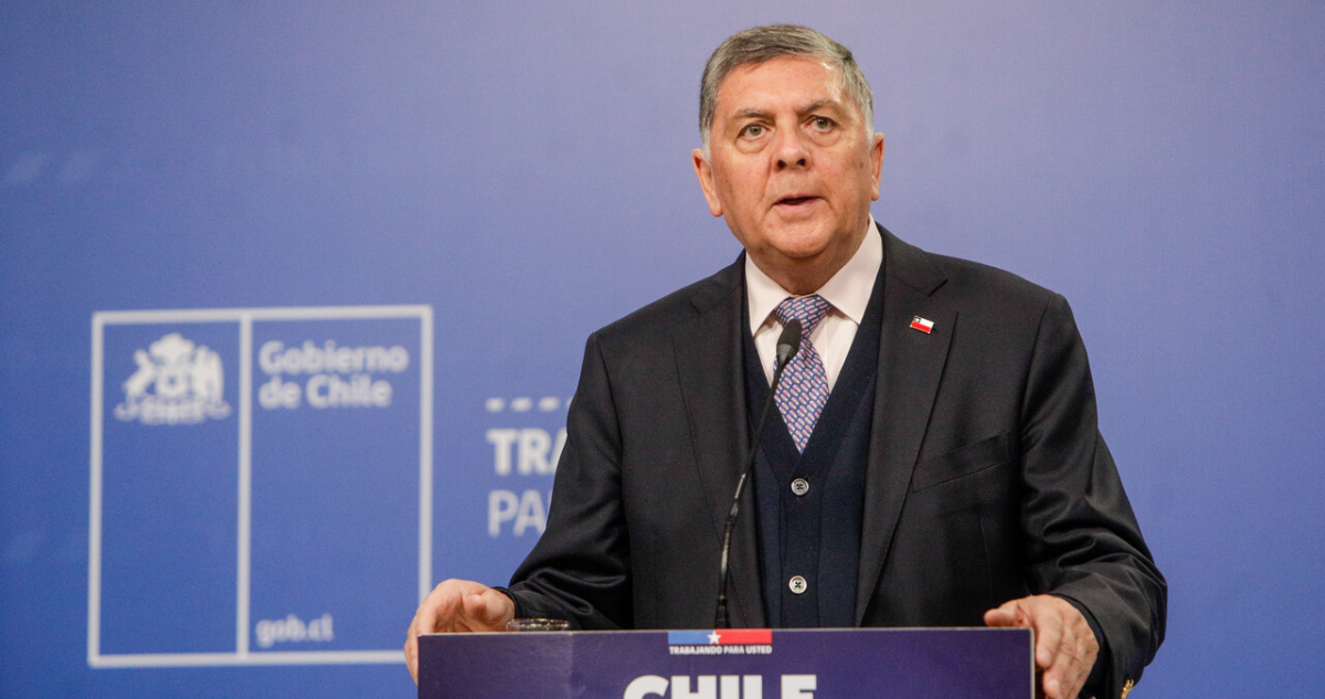 Alvarado niega contradicción interna entre García y Quiroz por ajuste a Ley de Reconstrucción