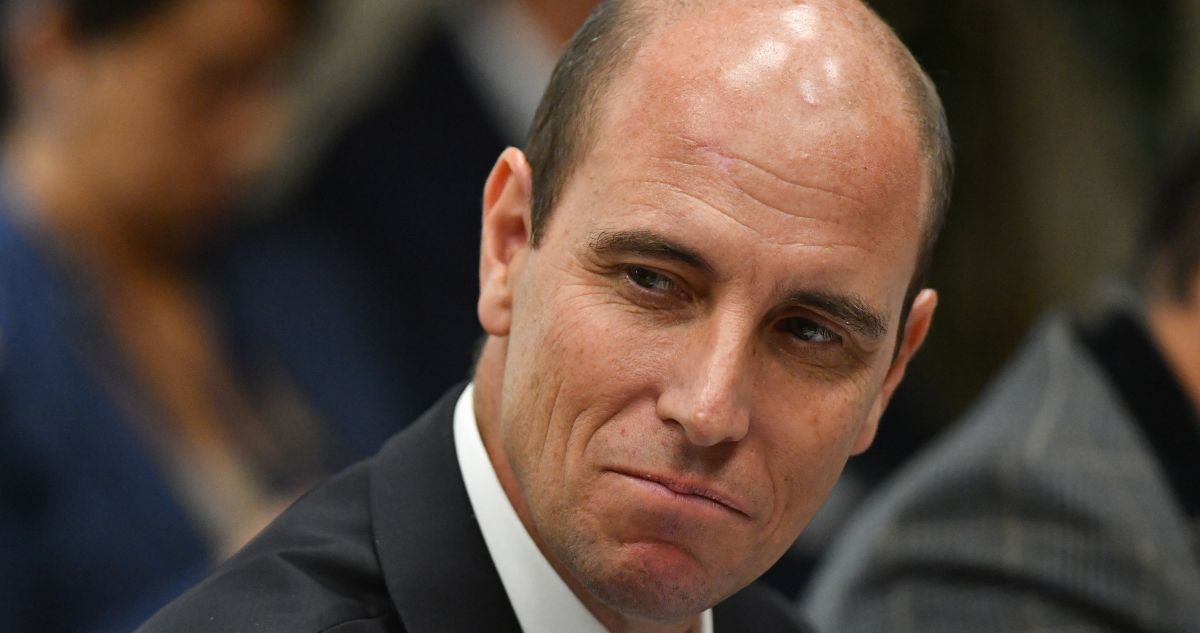Ministro Arrau tendrá primer cara a cara con el Congreso en sesión especial por seguridad en el Senado