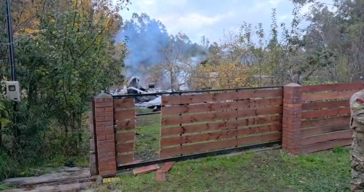 Una vivienda destruida por el fuego deja ataque incendiario en Contulmo