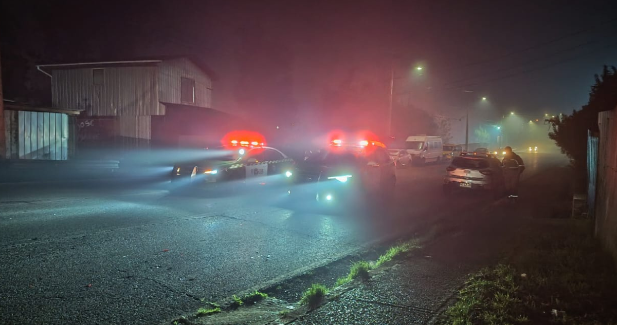 Menor es arrollado por camioneta robada en Lota tras colisión múltiple en carretera Fernando Maira