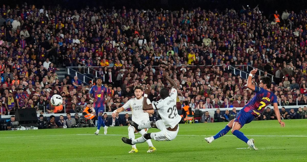 Barcelona campeón de LaLiga de España tras vencer al Real Madrid