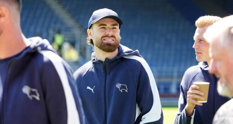 Ben Brereton se despide del Derby County tras no lograr el ascenso a Premier
