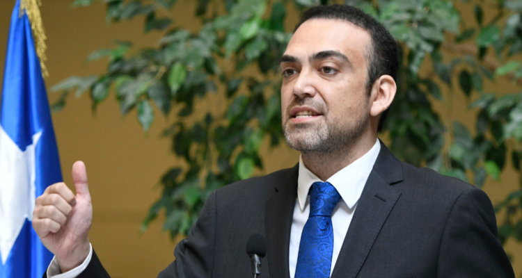Bianchi acusa estrategia del Gobierno para no permitirle a la Cámara Baja colegislar en Ley Miscelánea