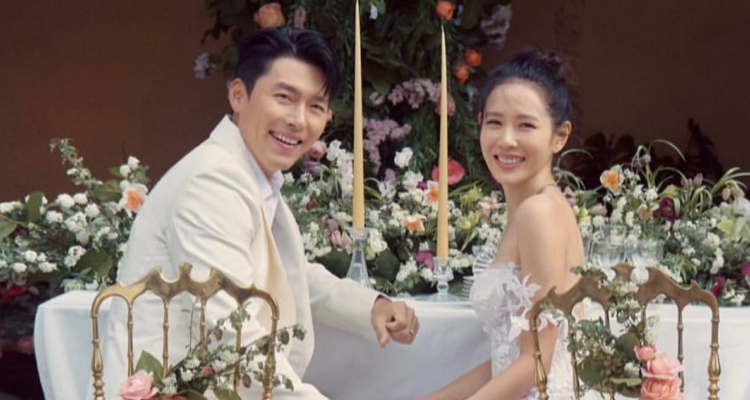 Hyun Bin y Son Ye Jin, actores de la serie Crash Landing on You (Aterrizaje de emergencia en tu corazón, 2019) en su matrimonio en referencia a las bodas coreanas