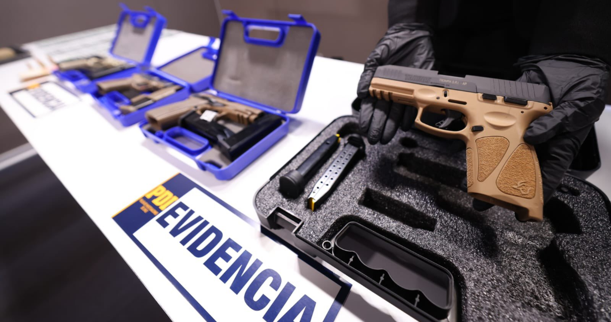 Cae narco argentino que estaba delinquiendo en Santiago: vendía costosas armas a criminales