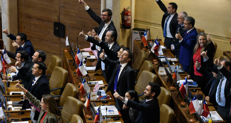 Cámara aprueba idea de legislar proyecto de Reconstrucción Nacional: comienza votación en particular