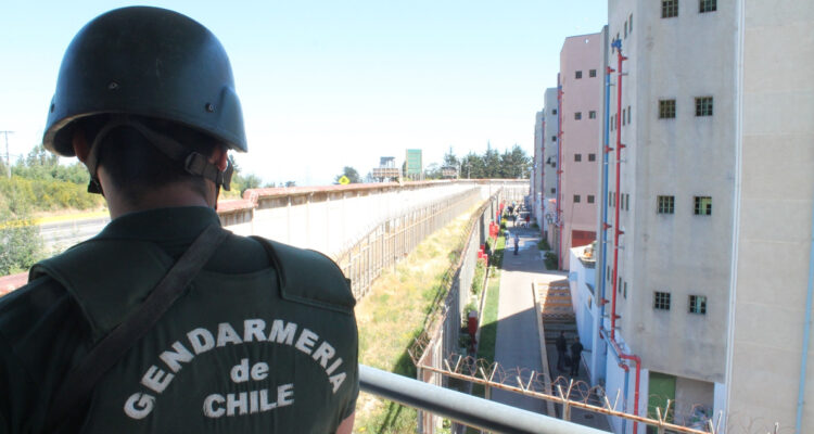 Gendarmería refuerza controles con allanamientos diarios en cárceles de la región de Valparaíso