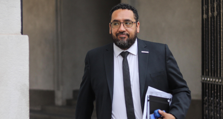 Cataldo cuestiona frenar todos los traspasos a SLEP y dice que hay muchos “con buenos resultados”