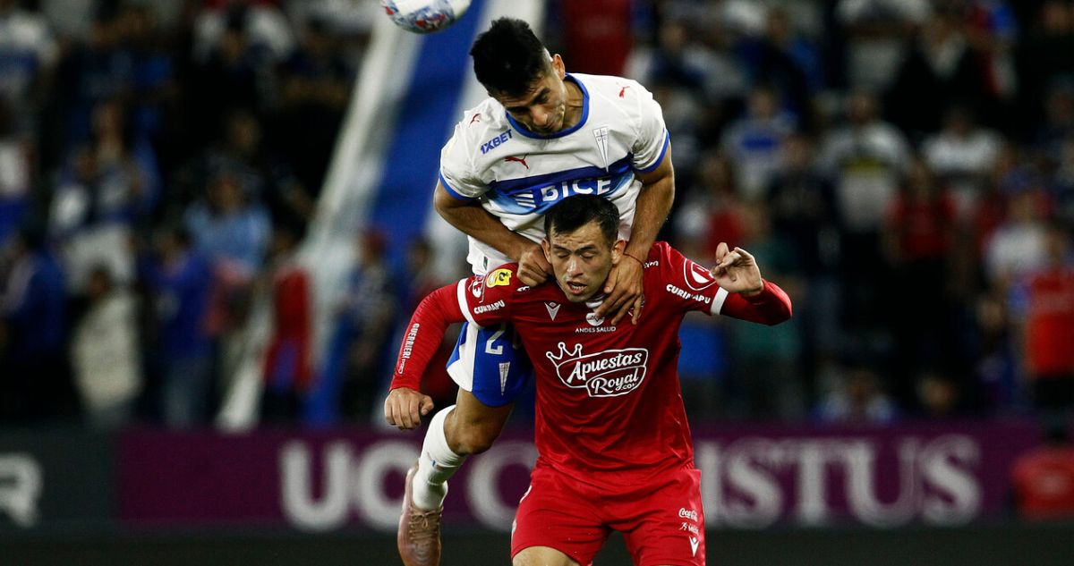 Católica y Ñublense se enfrentaron por la Copa de la Liga